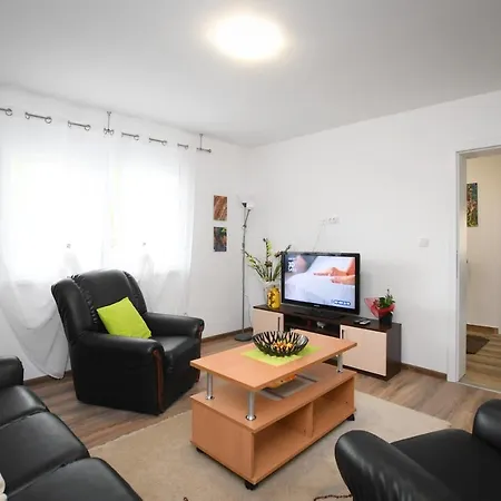 Oasis House * Kladovo