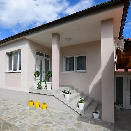 Oasis House