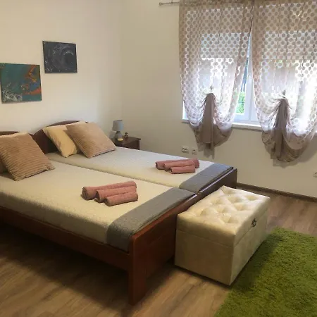 Holiday home Oasis House Kladovo